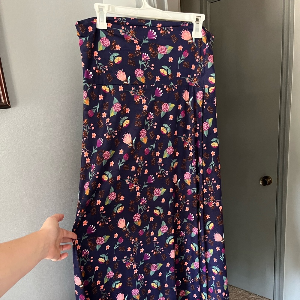 LULAROE Maxi Skirt Medium Long Simply Comfortable